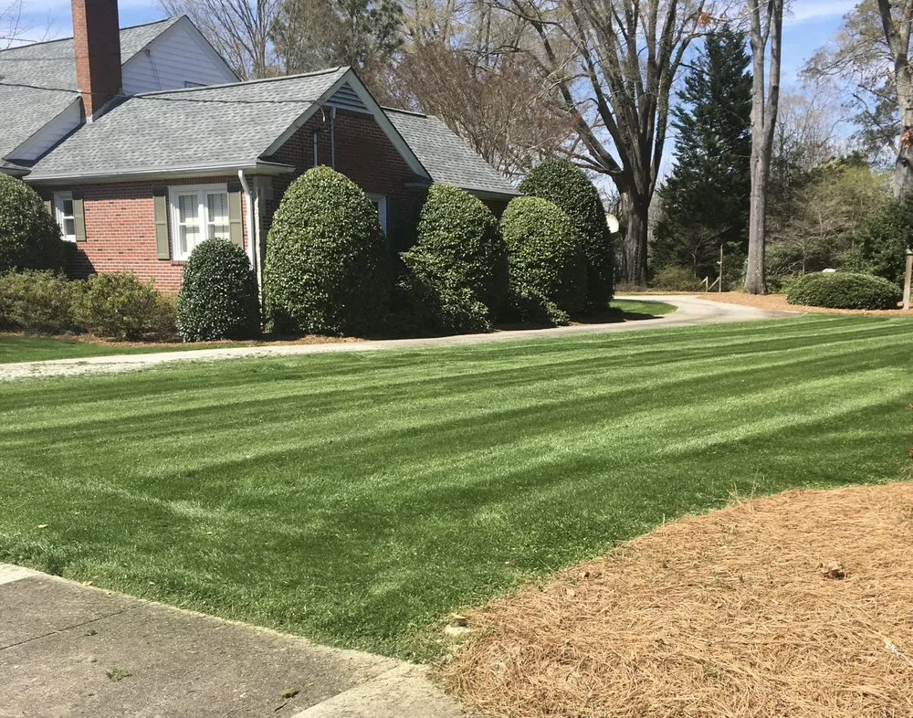 Custom outdoor landscaping in Clinton, SC - Jeff’s Lawn & Landscape