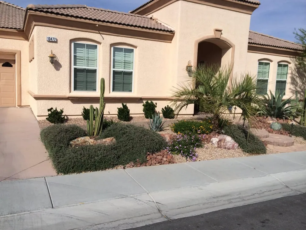 Reliable yard maintenance experts serving Las Vegas, NV - Jeff's Lawn & Landscaping