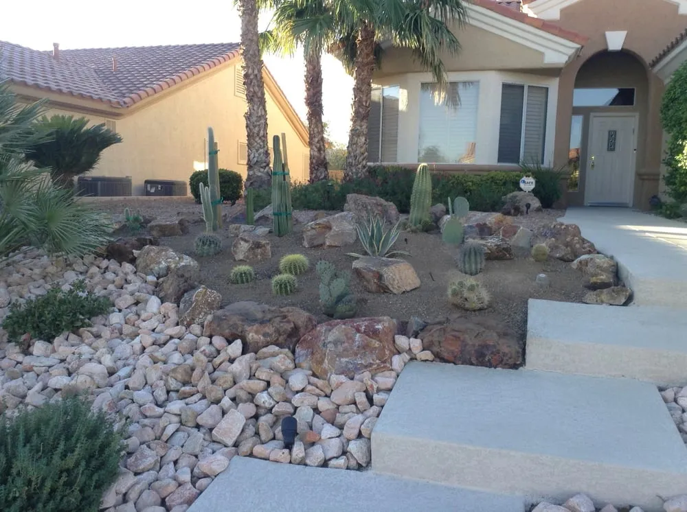 Custom garden landscaping for homes across Las Vegas, NV - Jeff's Lawn & Landscaping