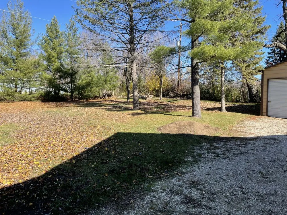 Custom residential landscaping experts serving Kenosha, WI - Jeff's Lawn and Snow