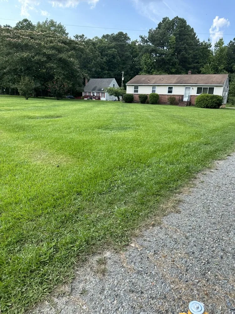 Professional landscaping services experts serving Charles City, VA - Jeff’s Lawn Care
