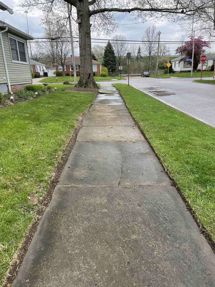 Affordable landscaping services for outdoor upgrades in Cleveland, OH by Jeff’s Lawn Care