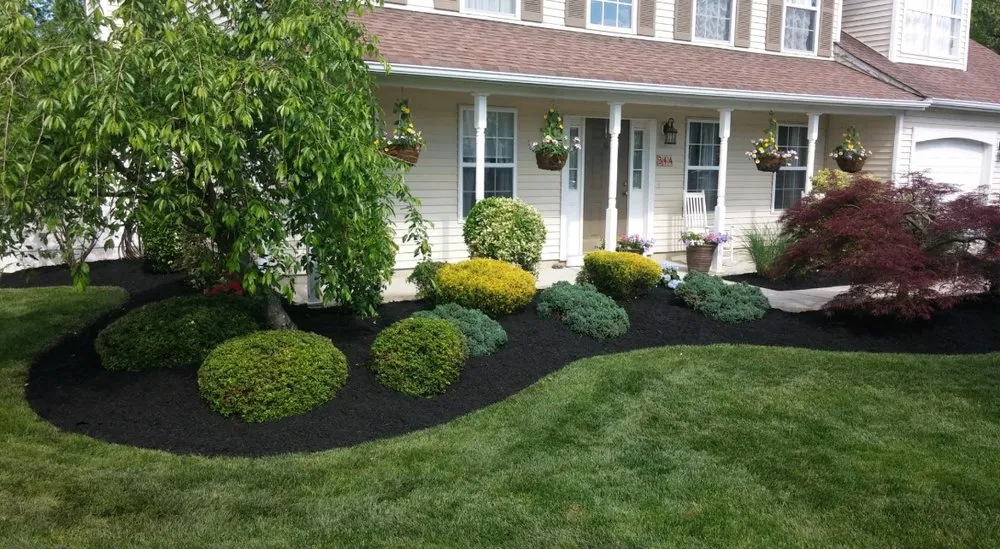 Affordable yard maintenance in Crescent City, FL by Jeff’s Lawns Unlimited