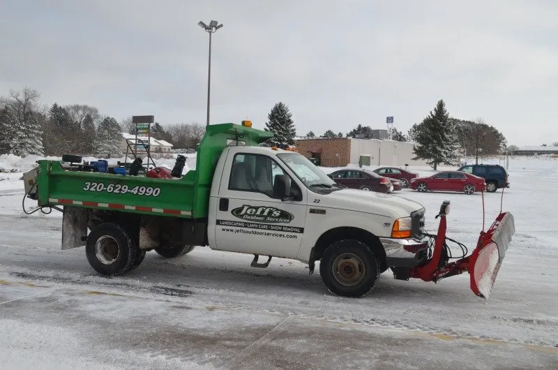 Professional lawn care service in Pine City, MN - Jeff's Outdoor Services