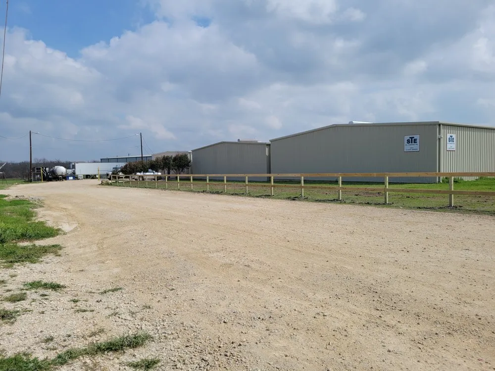 Top-rated lawn mowing service in Austin, TX by JEG Lawn & Landscaping