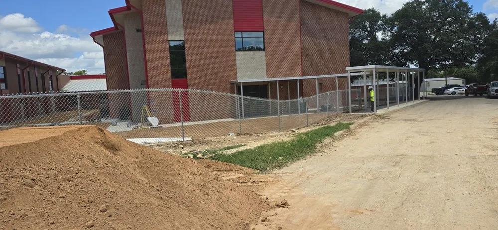 Top-rated lawn mowing service near you across Austin, TX - JEG Lawn & Landscaping