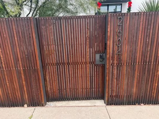 JEG Lawn & Landscaping Logo