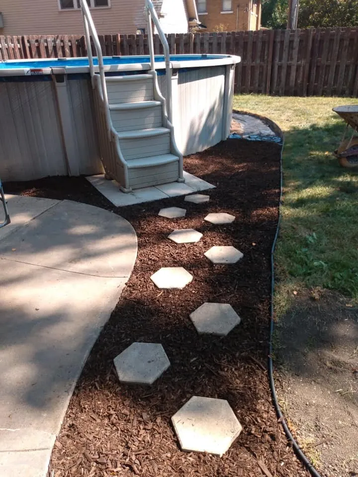 Custom yard maintenance experts serving Joliet, IL - JEG'S Construction