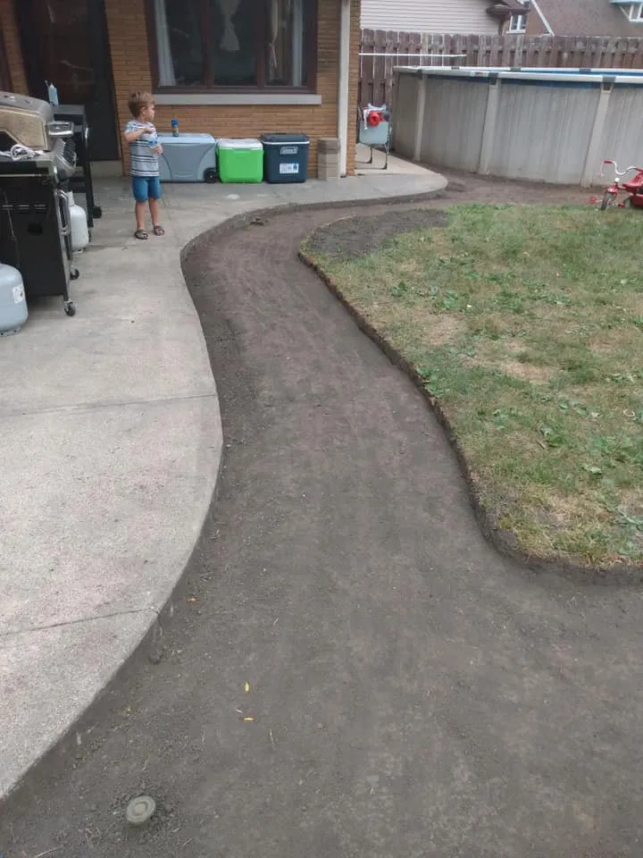 Reliable lawn mowing service experts serving Joliet, IL - JEG'S Construction