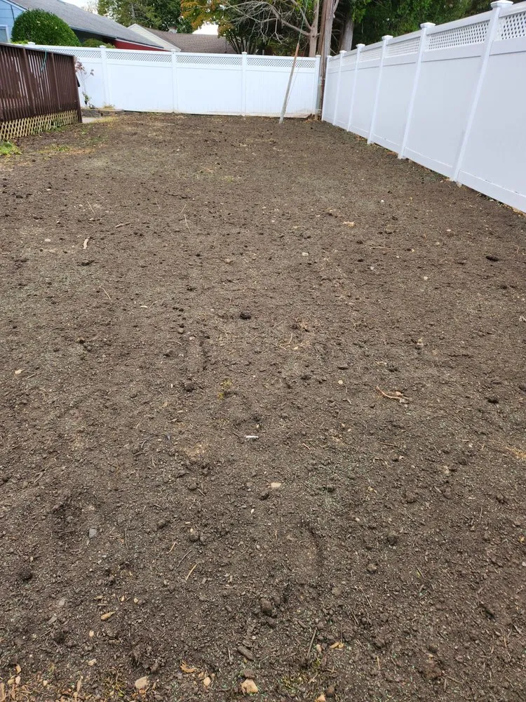 Reliable lawn mowing service in Smithtown, NY - Jen Landscaping Service