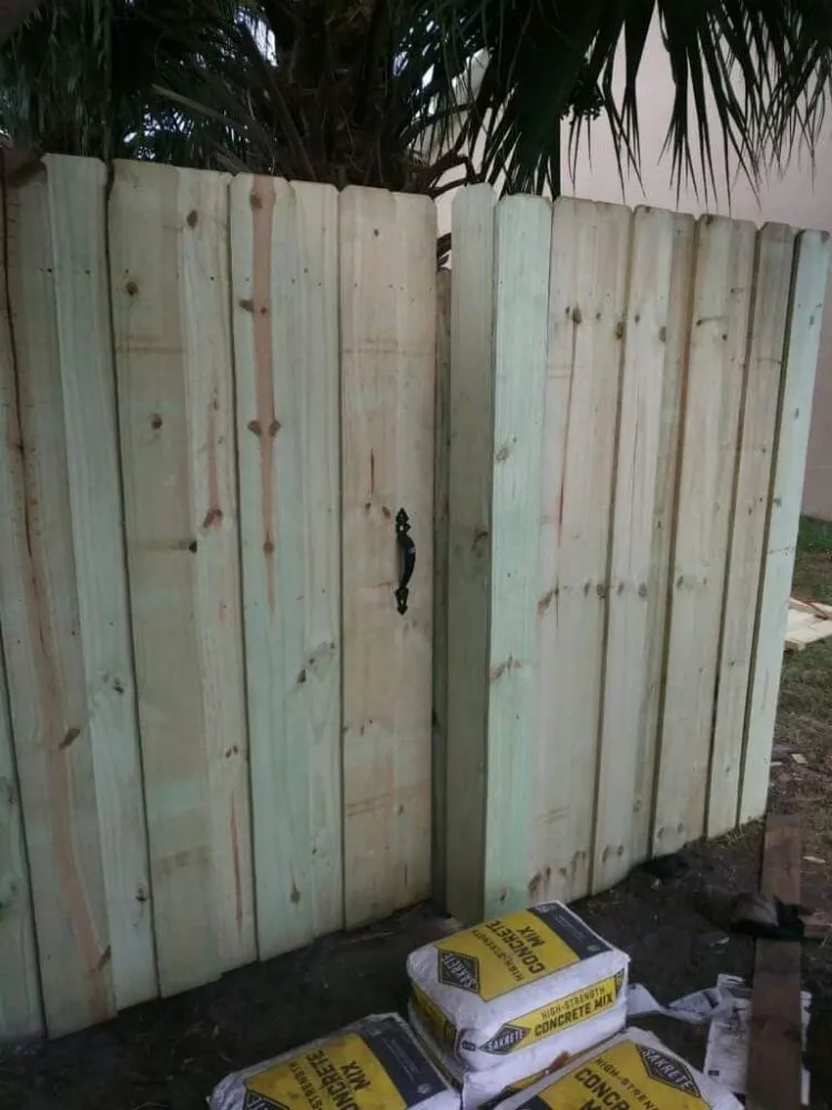 Professional residential landscaping near you in Palatka, FL by Jenkins lawn care