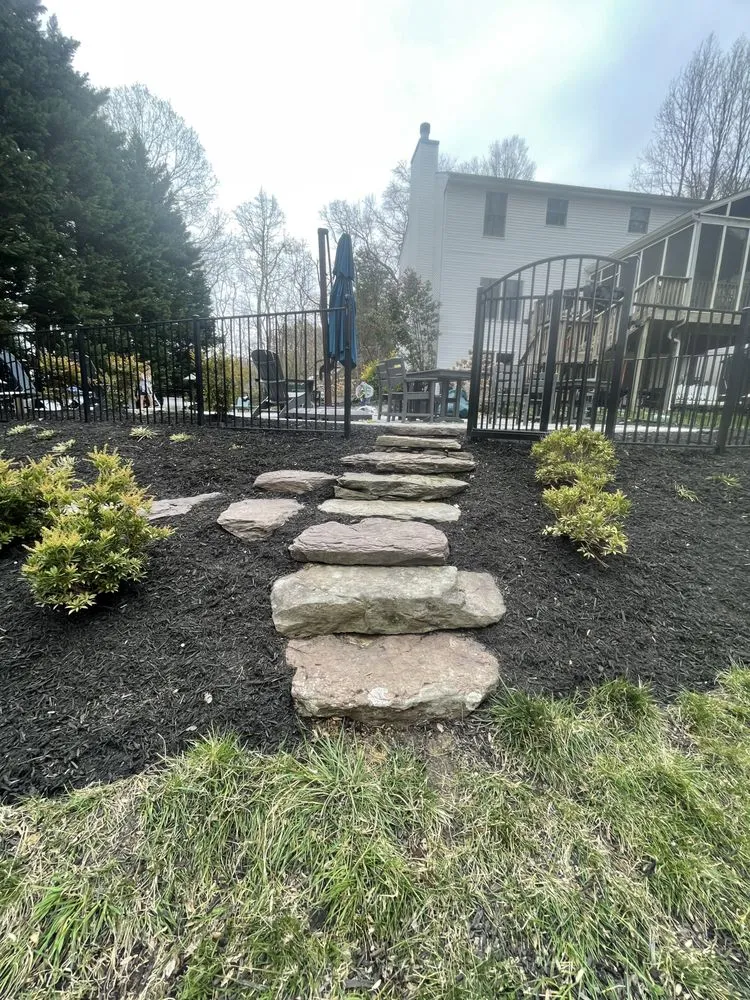 Expert lawn mowing service in Colonial Beach, VA - Jenkins Lawn Care Service