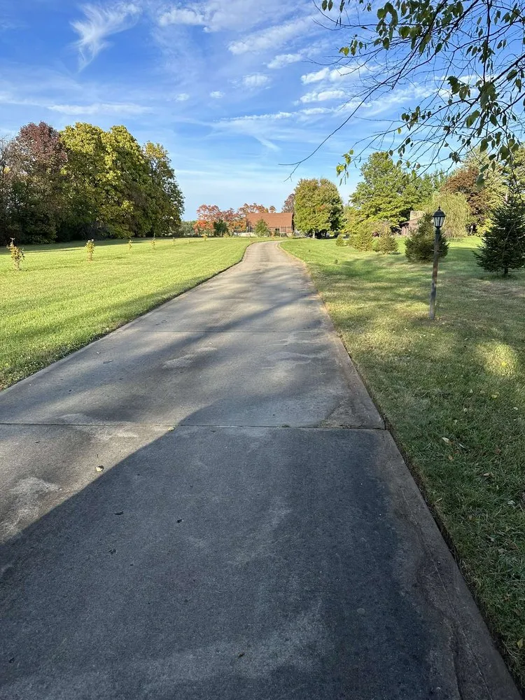 Top-rated landscape installation in Williamsburg, OH - Jenkins Lawns & Landscaping