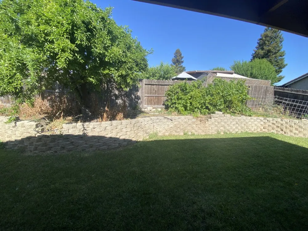 Affordable landscaping services in Ceres, CA by Jenkins Yard Care