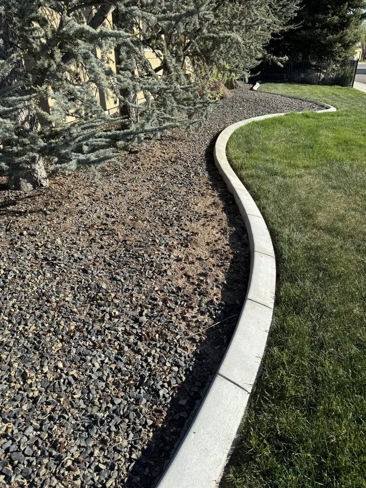 Local yard cleanup service in Eagle, ID - Jennings Landscaping & Cleaning