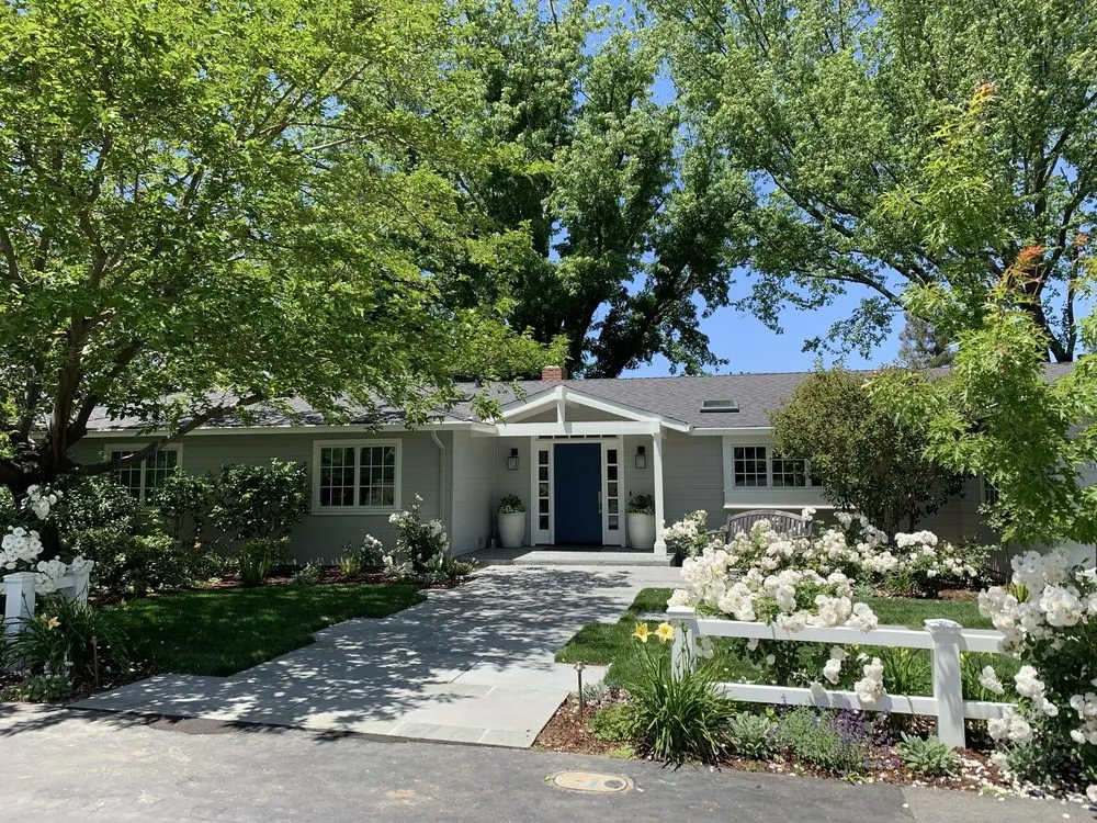 Custom landscape design experts serving San Carlos, CA - Jenn's Gardening