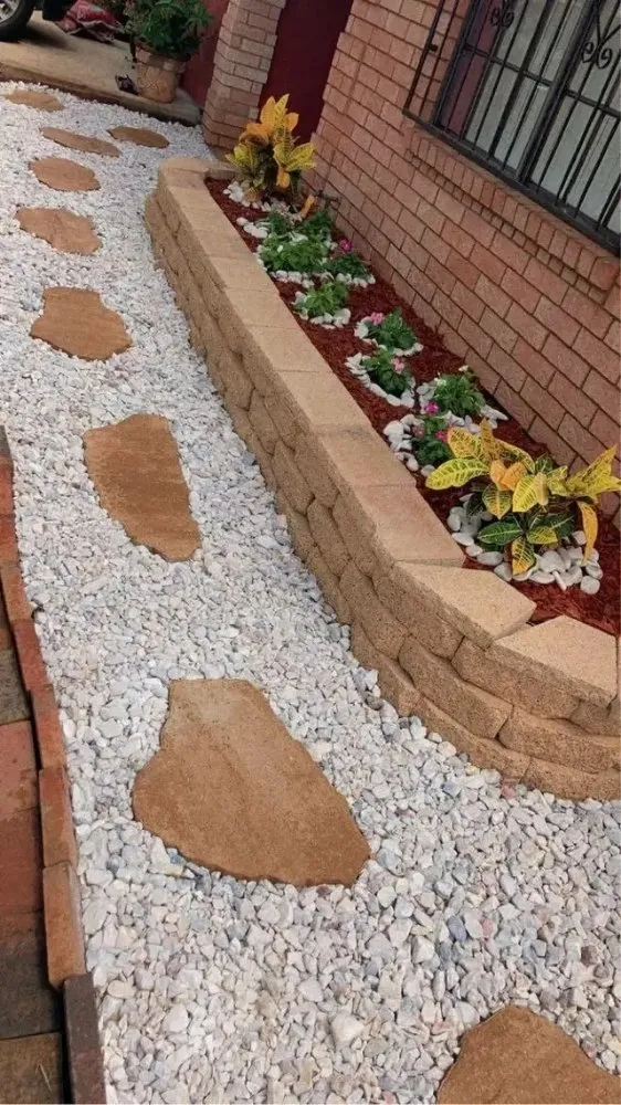 Local garden landscaping in Manor, TX - Jenny's Beauty garden