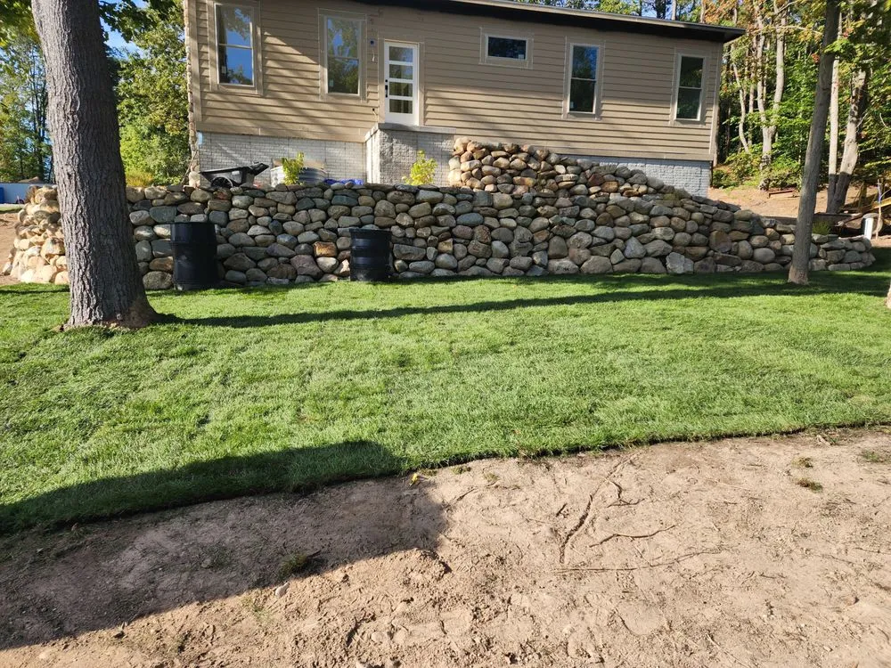 Reliable garden landscaping experts serving Shelby, MI - Jenny's Professional Landscaping