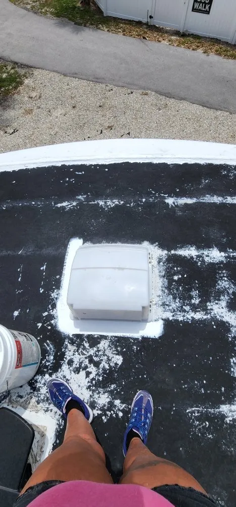 Trusted lawn care service experts serving Okeechobee, FL - Jen's Handy Cleaning