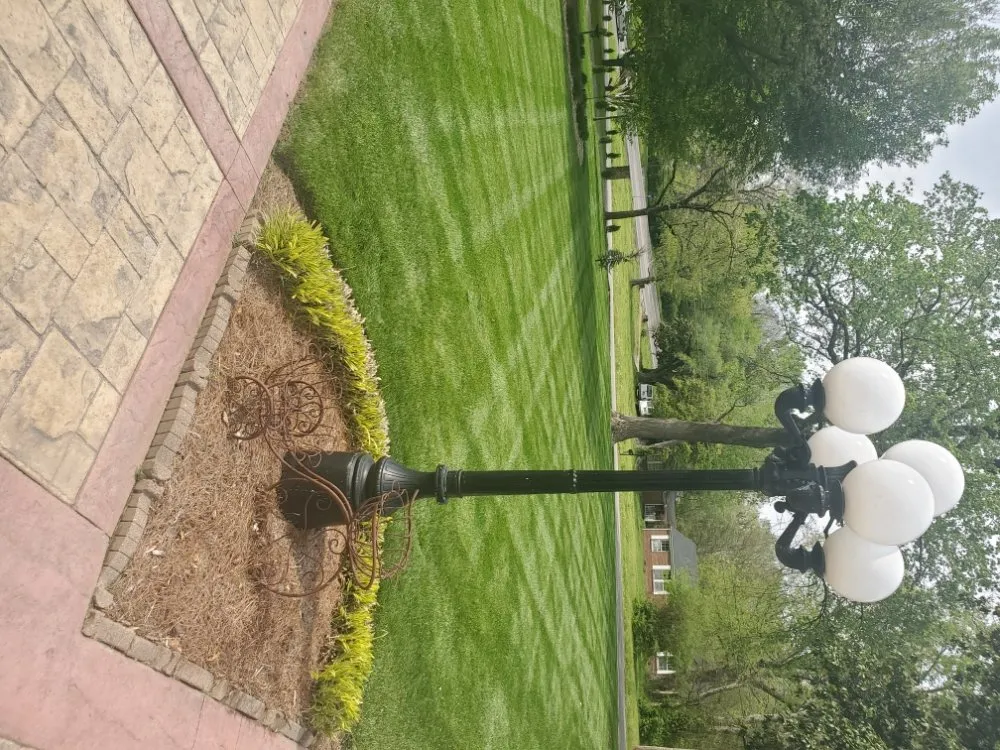 Reliable garden landscaping near you in Lafayette, TN by Jense Landscaping Service