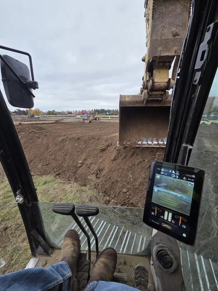 Affordable lawn care service in Springfield, OR - Jensen Excavation