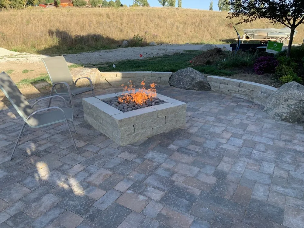 Affordable lawn mowing service in Springfield, NE - Jensen Gardens