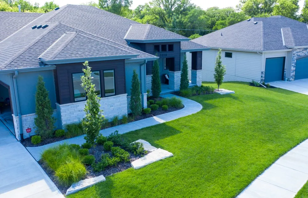 Trusted yard cleanup service in Springfield, NE by Jensen Gardens