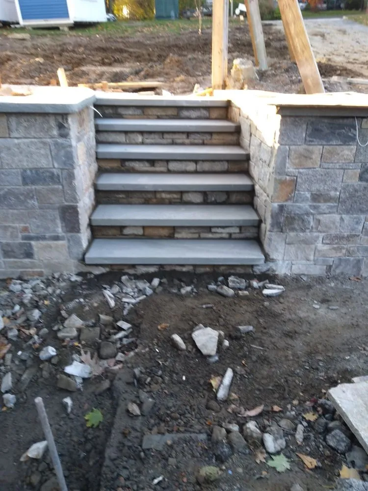 Professional outdoor landscaping in Mount Kisco, NY - Jeovanny's Home Solutions