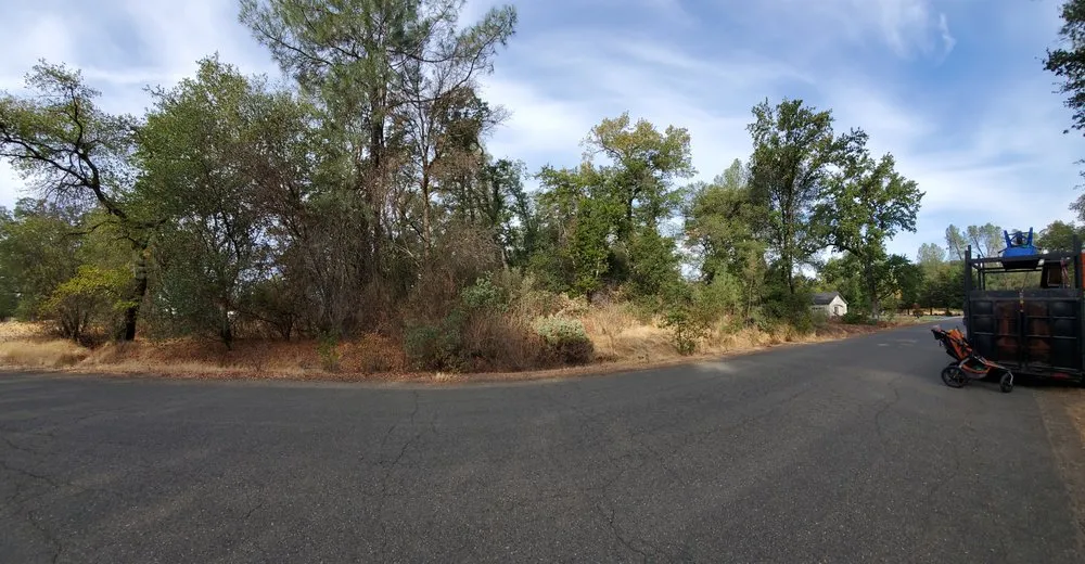 Affordable garden landscaping for homes across Redding, CA - Jeremiah Wheeler Landscape & Gardening