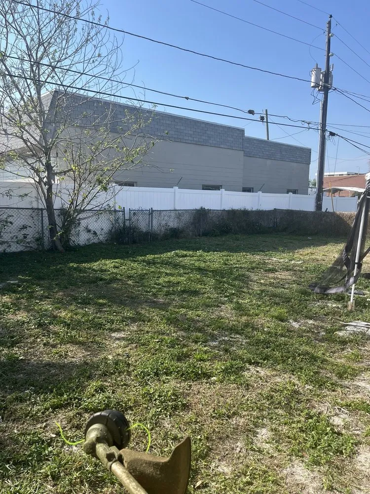 Expert landscaping services near you in Holiday, FL by Jeremiah's Lawn service