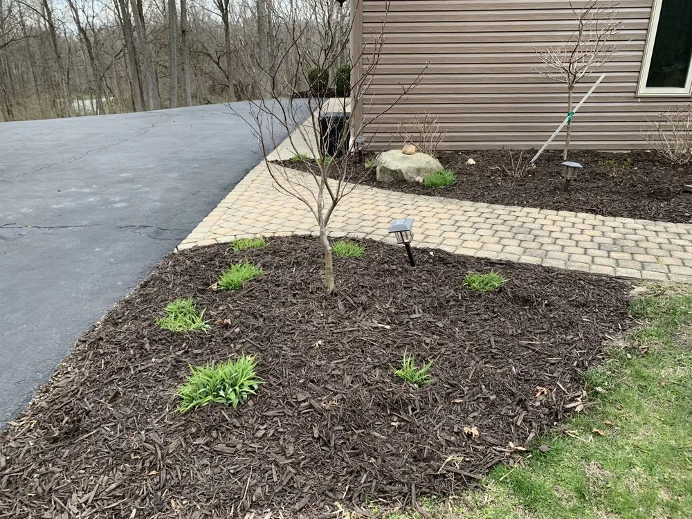 Affordable residential landscaping in Springfield, OH by Jeremy Barnes Mowing and Landscaping