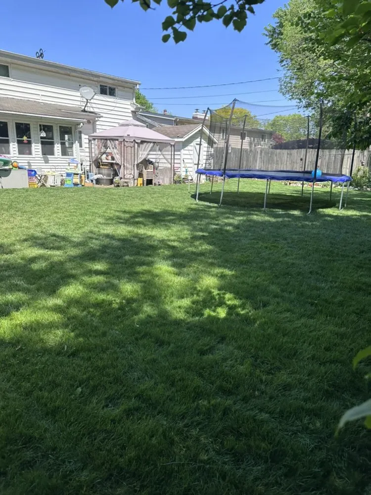 Reliable yard maintenance in Dayton, OH - Jermaine’s Lawn Care Service