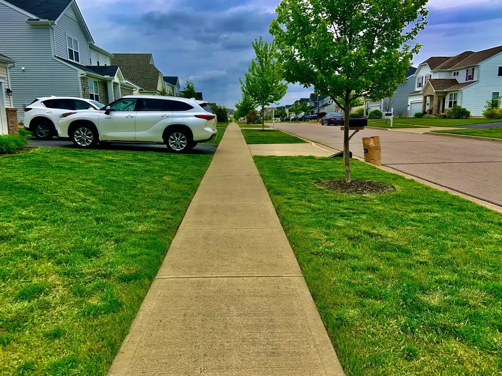 Top-rated landscaping services experts serving Dublin, OH - Jerome Lawn Pros