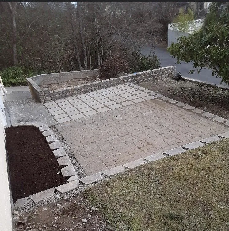 Professional yard maintenance in Shelton, WA by Jeronimos Landscape