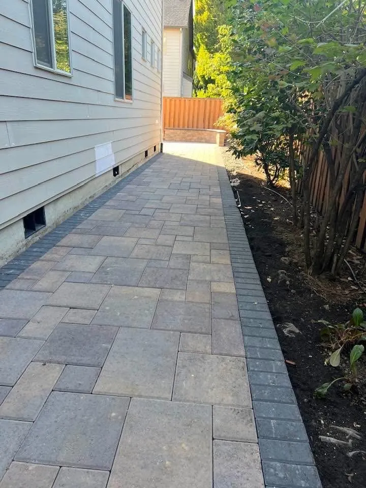 Expert lawn mowing service in Lansdowne, PA - Jero's Landscaping