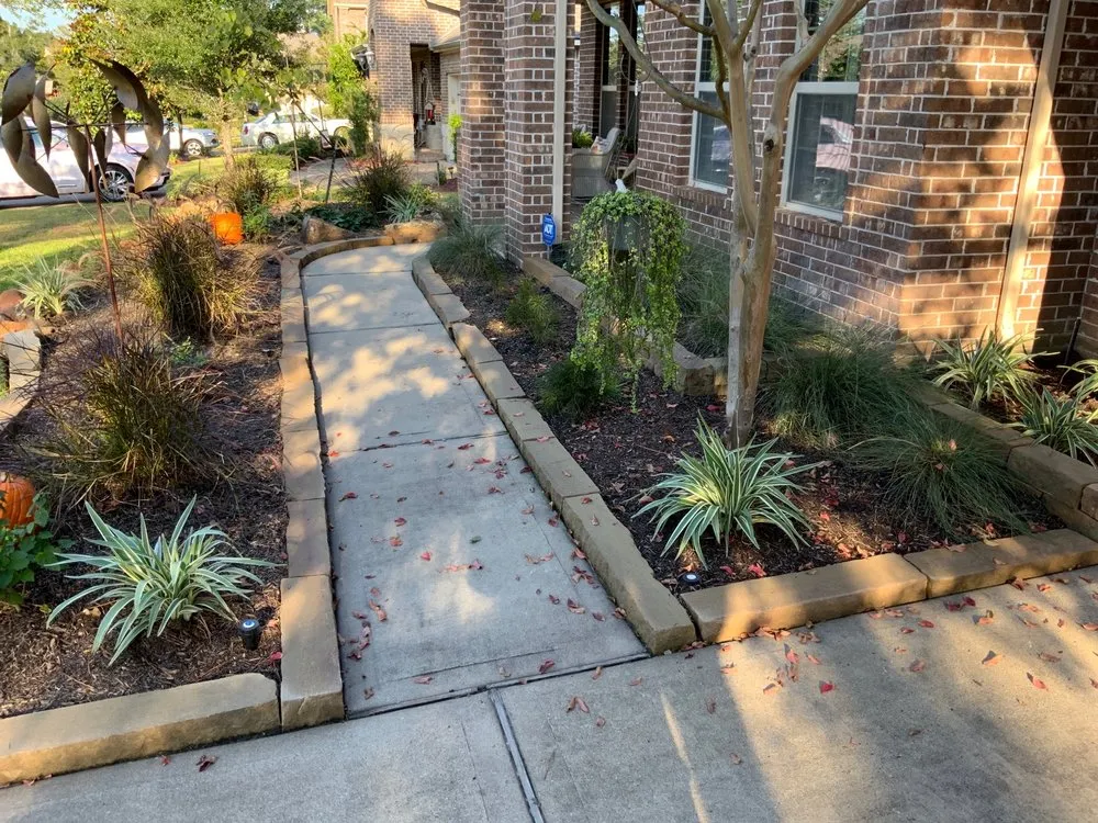Local yard maintenance in Spring, TX - Jerry Kempenski Landscapes