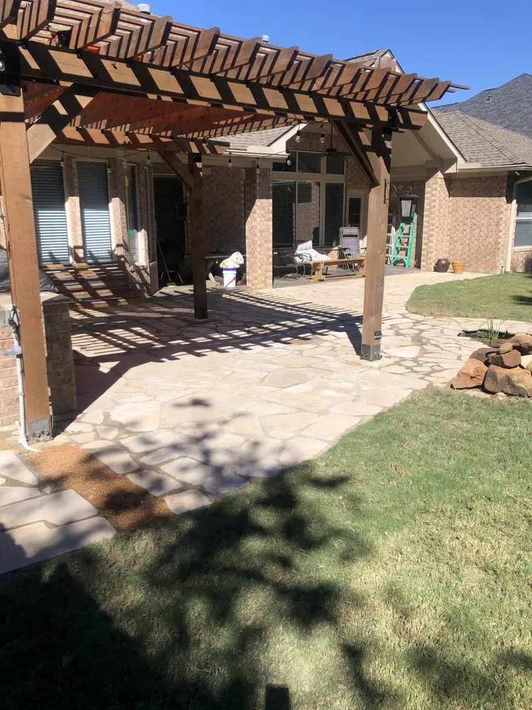 Expert garden landscaping for year-round maintenance across Spring, TX - Jerry Kempenski Landscapes