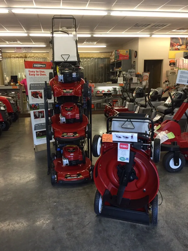 Professional lawn care service experts serving Long Beach, MS - Jerry's Lawn Mower Sales & Service