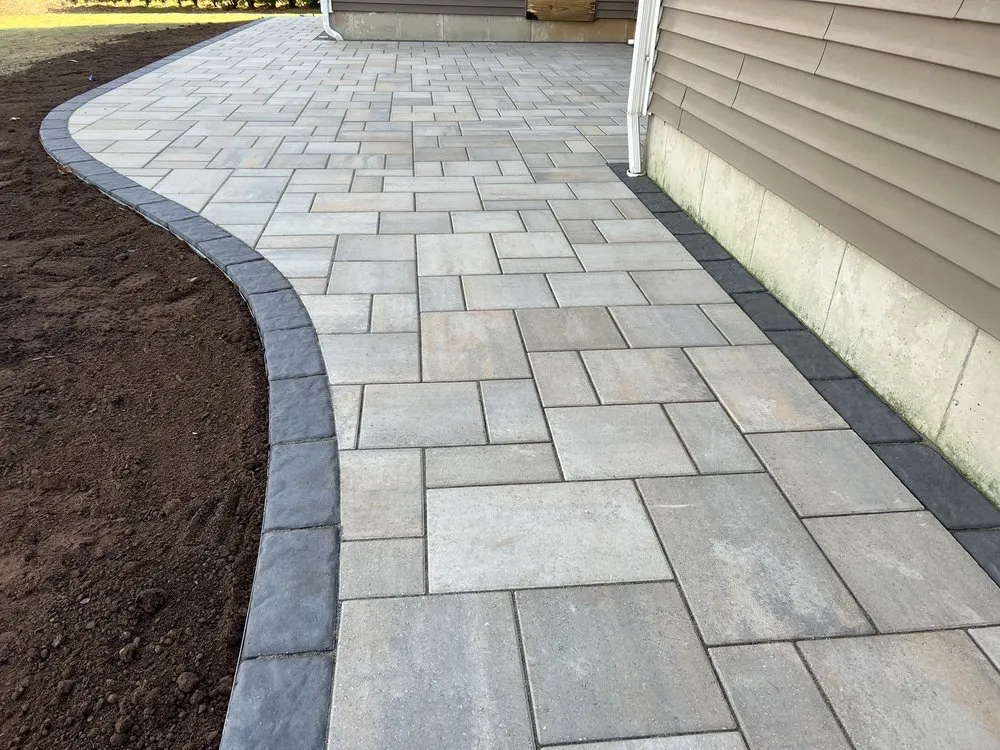 Reliable yard cleanup service for beautiful yards in Wethersfield, CT by Jerry's Pathways & Patios