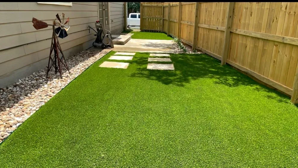 Local landscape design with custom design in San Antonio, TX by Jerry’s Urban Scapes