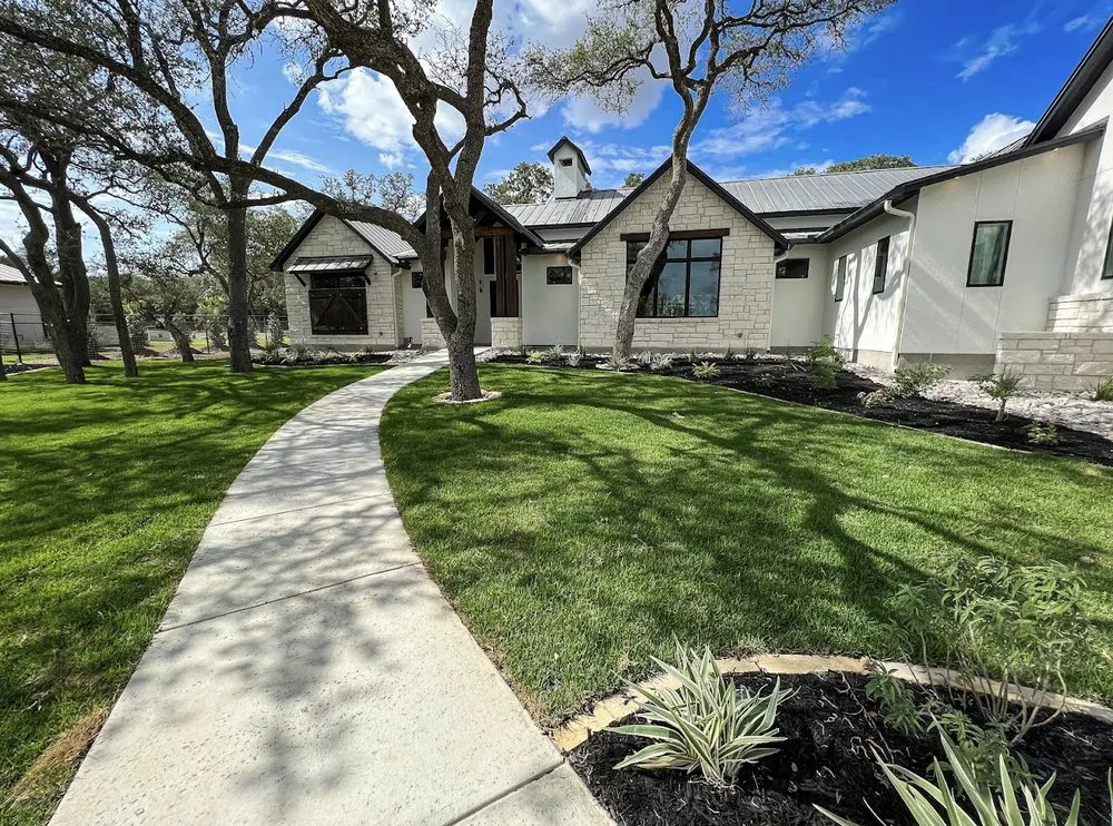 Local yard maintenance experts serving San Antonio, TX - Jerry’s Urban Scapes