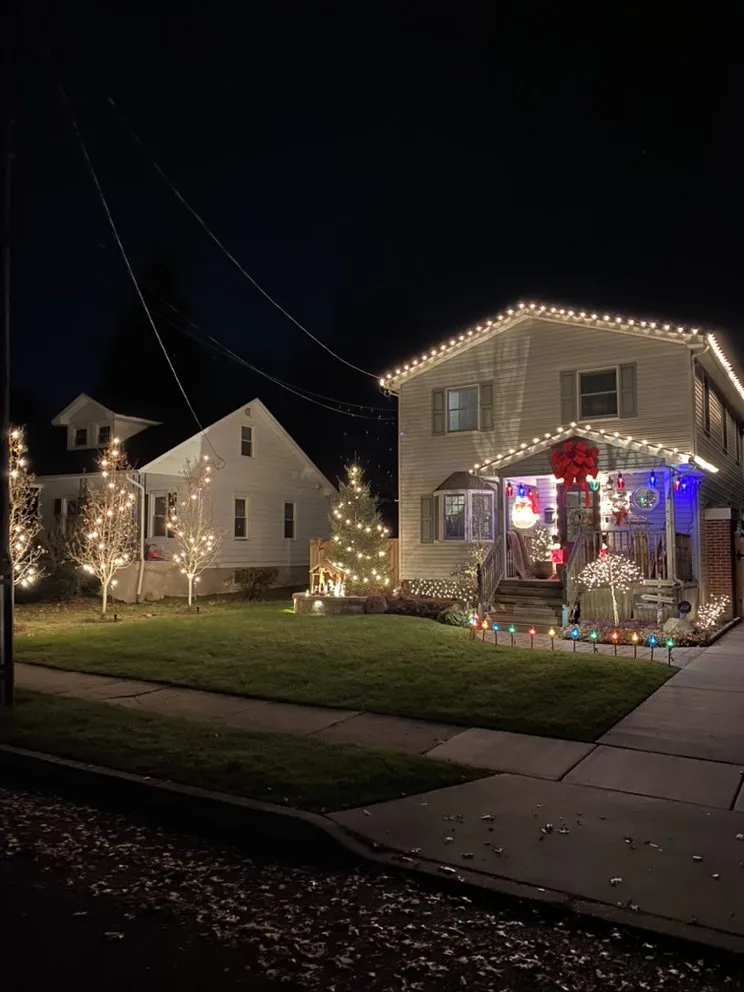 Affordable lawn mowing service with custom design across Mount Laurel, NJ - Jersey Lawn Care