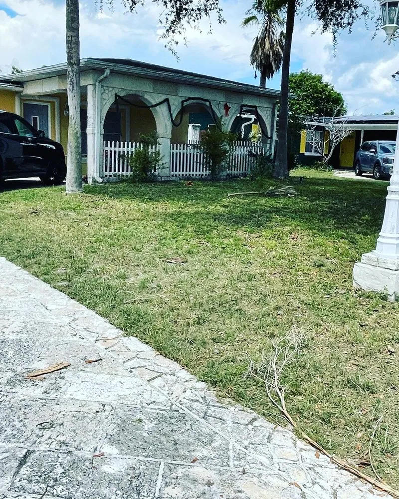 Trusted yard maintenance in Orlando, FL - Jeryel’s Landscaping