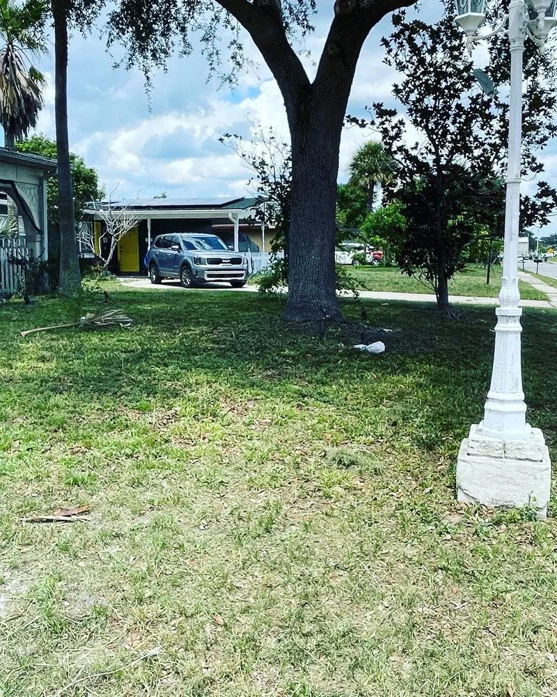 Professional residential landscaping for homes in Orlando, FL by Jeryel’s Landscaping