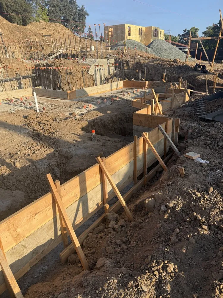 Professional landscaping services experts serving Newark, CA - JES Concrete & Fence