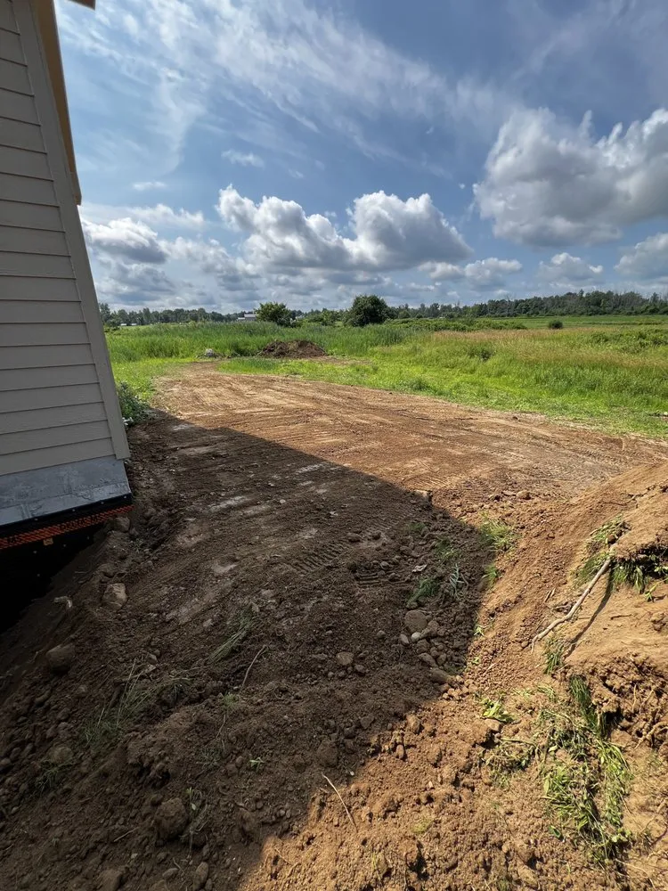 Custom outdoor landscaping for residential properties in New Woodstock, NY by J&E's Landscaping
