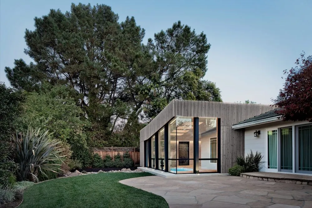 Affordable yard maintenance experts serving Burlingame, CA - Jesse Ososki Art Inc