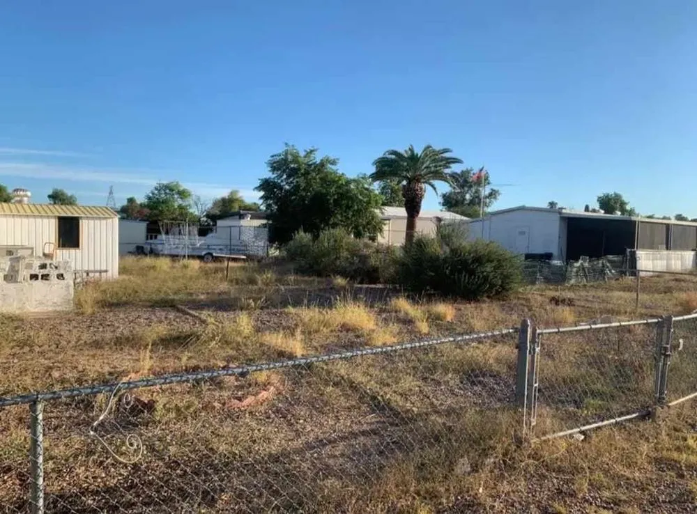 Expert lawn care service near you across Mesa, AZ - Jesses Landscape