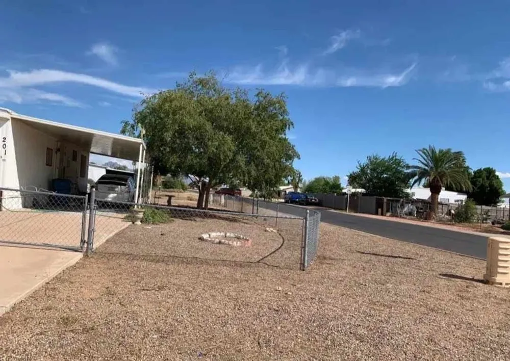 Custom outdoor landscaping in Mesa, AZ by Jesses Landscape