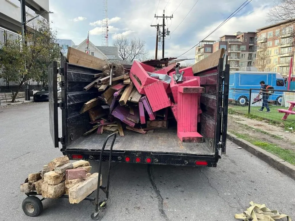 Expert outdoor landscaping in San Antonio, TX - Jesse's Landscaping & Junk Removal